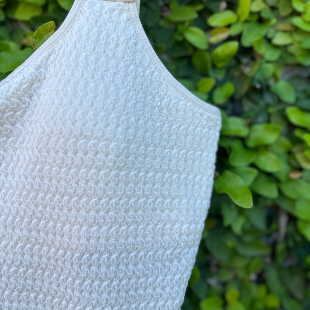 Ivory Textured Bodysuit - Picture 2 of 2